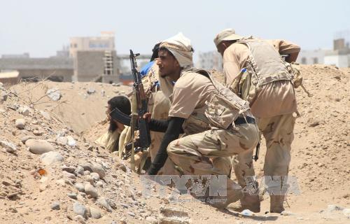 Lực lượng ủng hộ chính phủ Yemen giành lại sân bay ở Aden